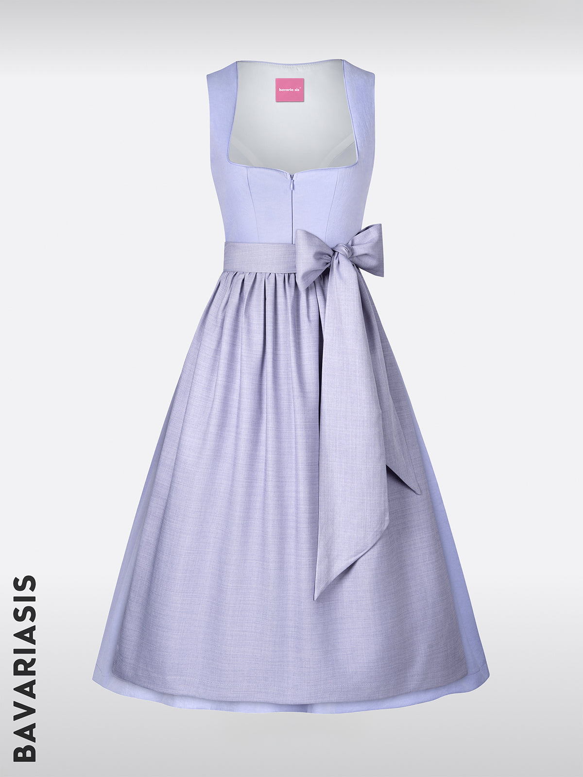 The dirndl with zipper at the front: a modern interpretation of tradition