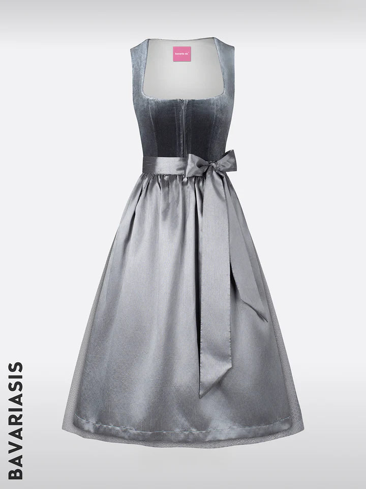 The magic of the dirndl: zipper, hole tip and suede