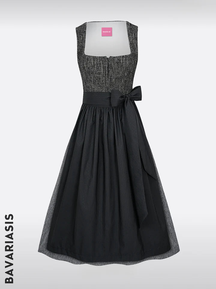 Dirndl with zipper at the front: elegance and functionality