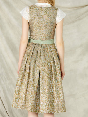 Dirndl-mekko: mekko jokaiselle oktoberfest-juhlalle tyylikkäille perhejuhloille