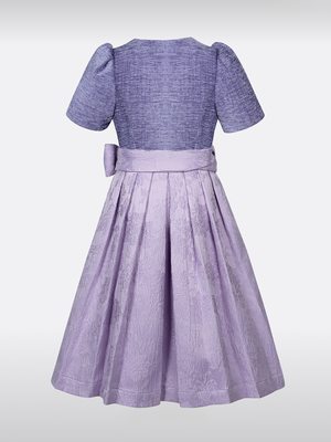 Fremtid for DIRNDL: 2025 Tendenser med retroelementer og virtuel innovation