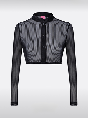 The black and tinted dirndl blouse: a symbol of tradition and elegance