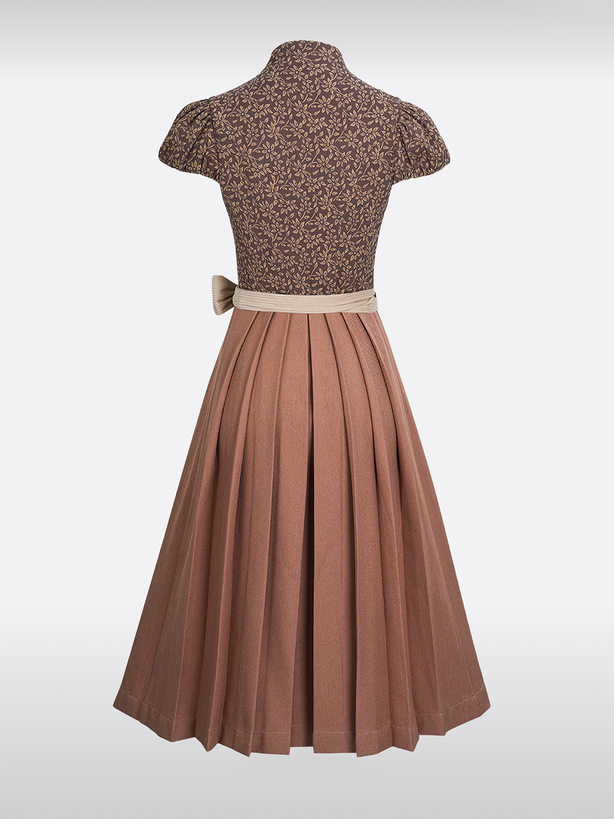 Braun Herz-Ausschnitt Knöpfen Dirndl